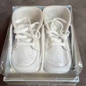 Deadstock New in Box Unopened Vintage 1980s White Sneaker Baby Shoes